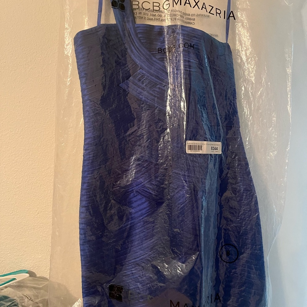 BCBG Max Azria cocktail dress brand new with tags. Size 8 - Picture 8 of 10